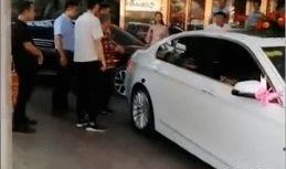 抽车最新爆料新闻视频大全