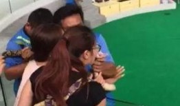 网友爆料被蛇咬伤视频,紧急救援现场直击